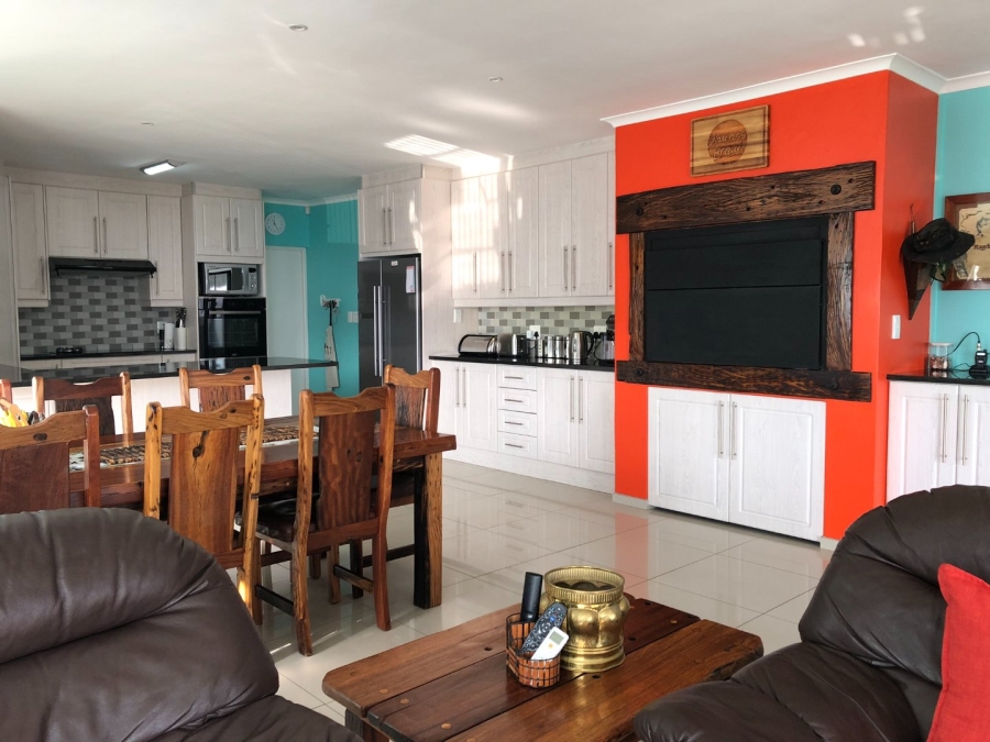 3 Bedroom Property for Sale in De Kelders Western Cape